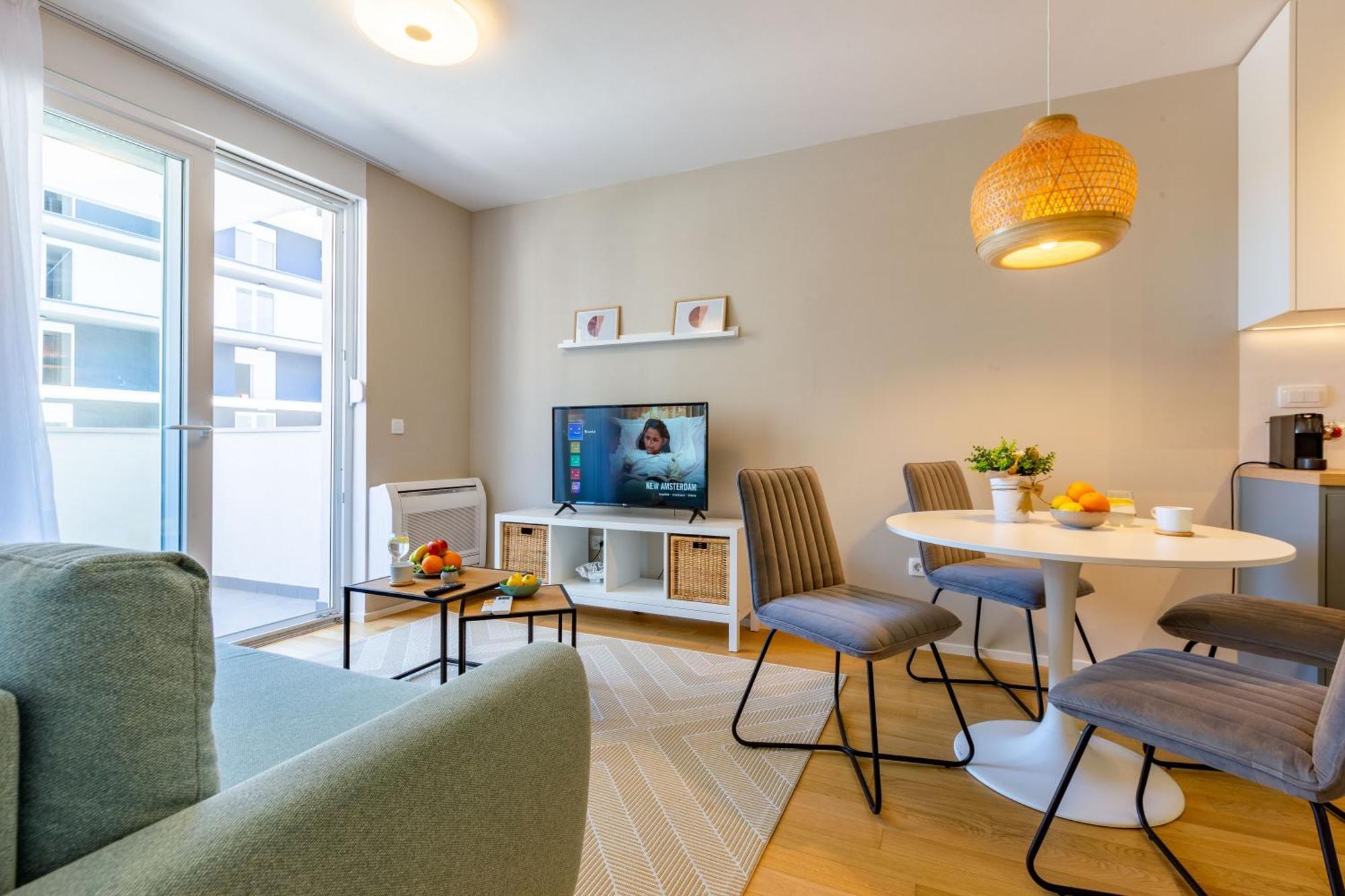 Campanula Apartment With Balcony Zadar Exterior photo